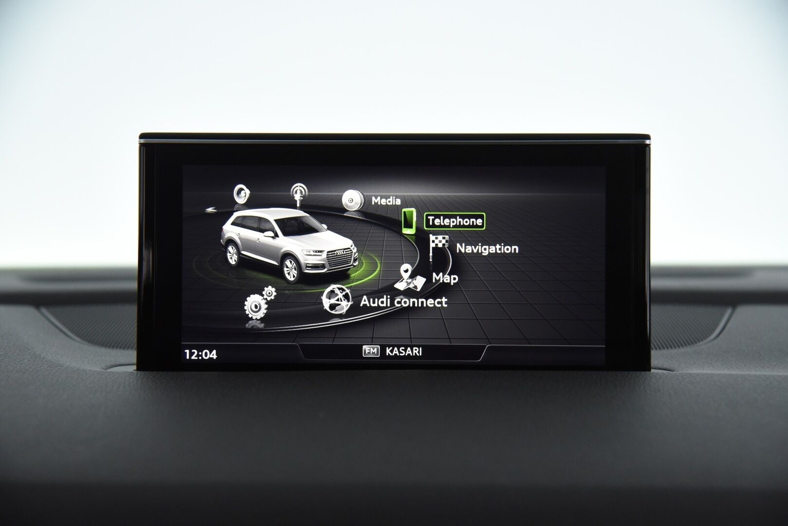 Audi Q7 2016 3,0 V6 TDI 200 kW quattro tiptronic S-Line 7p / Vetokoukku / Webasto / Bose / Digimittaristo / Muistipenkki / MMI+ / LED - P-Tutkat / Tehokas 200kW -malli 7-paikkaisena!