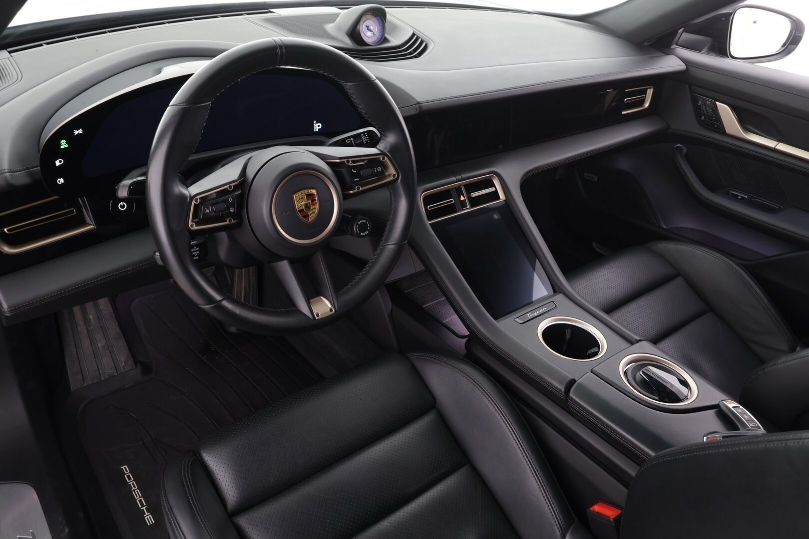 Porsche Taycan 2020 4S 420 kW * Sport-Chrono / Bose / 18-ist muistilla / PDLS+ / PASM / 360 Kamera / Lämpöpumppu * - 1.Om Suomi-auto / Näyttö matkustajalle / Akku kuntotarkastettu / Merkkihuollettu / Kahdet renkaat aluvanteilla