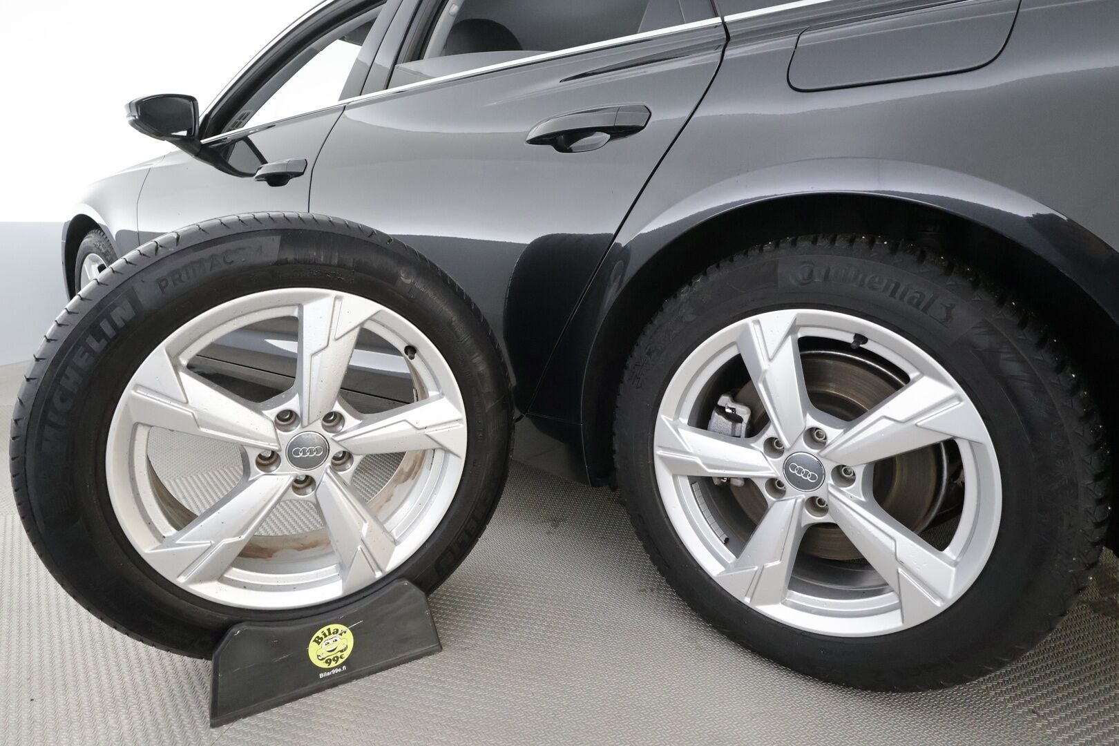 Audi A6 2021 Sedan Business Sport 50 TFSIe Quattro ** ACC / Night Vision / Imuovet / 360° / HUD / Muistipenkki / Matrix LED / Navi ** - Akku kuntotarkastettu / Imuovet / Sähköpenkit / Kahdet renkaat aluvanteilla / Huippuvarusteet - HULLUT AVAJAISHULINAT KORKOTARJOUS 3,29 %