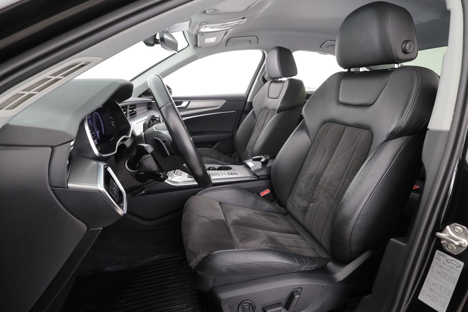 Audi A6 2021 Sedan Business Sport 50 TFSIe Quattro ** ACC / Night Vision / Imuovet / 360° / HUD / Muistipenkki / Matrix LED / Navi ** - Akku kuntotarkastettu / Imuovet / Sähköpenkit / Kahdet renkaat aluvanteilla / Huippuvarusteet - HULLUT AVAJAISHULINAT KORKOTARJOUS 3,29 %