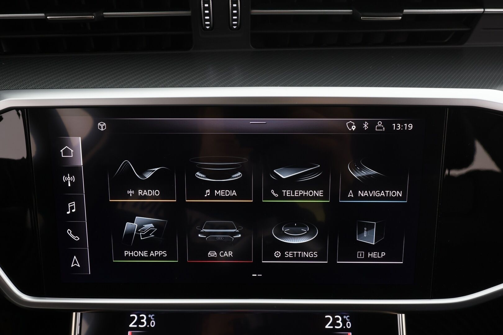 Audi A6 2021 Sedan Business Sport 50 TFSI e quattro S tronic * ACC / Night Vision / 360° / HUD / Muistipenkki / Matrix LED / Navi * - Akku kuntotarkastettu / Imuovet / Sähköpenkit / Kahdet renkaat aluvanteilla / Huippuvarusteet