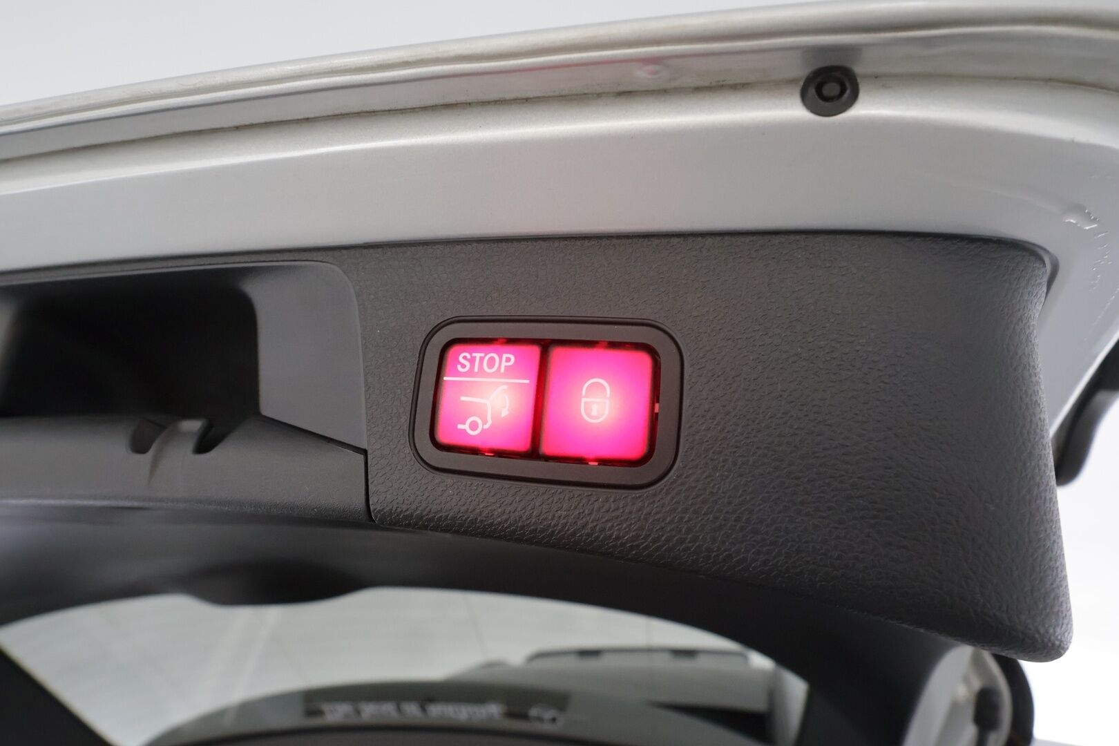 Mercedes-Benz C 2021 300 e T A Business AMG Edition EQ Power * Distronic+ / Lisälämmitin / Ruskeat Muistinahat / Multibeam-LED / 360-Kamera * - 2xLataus / Suomi-auto / Kahdet Renkaat