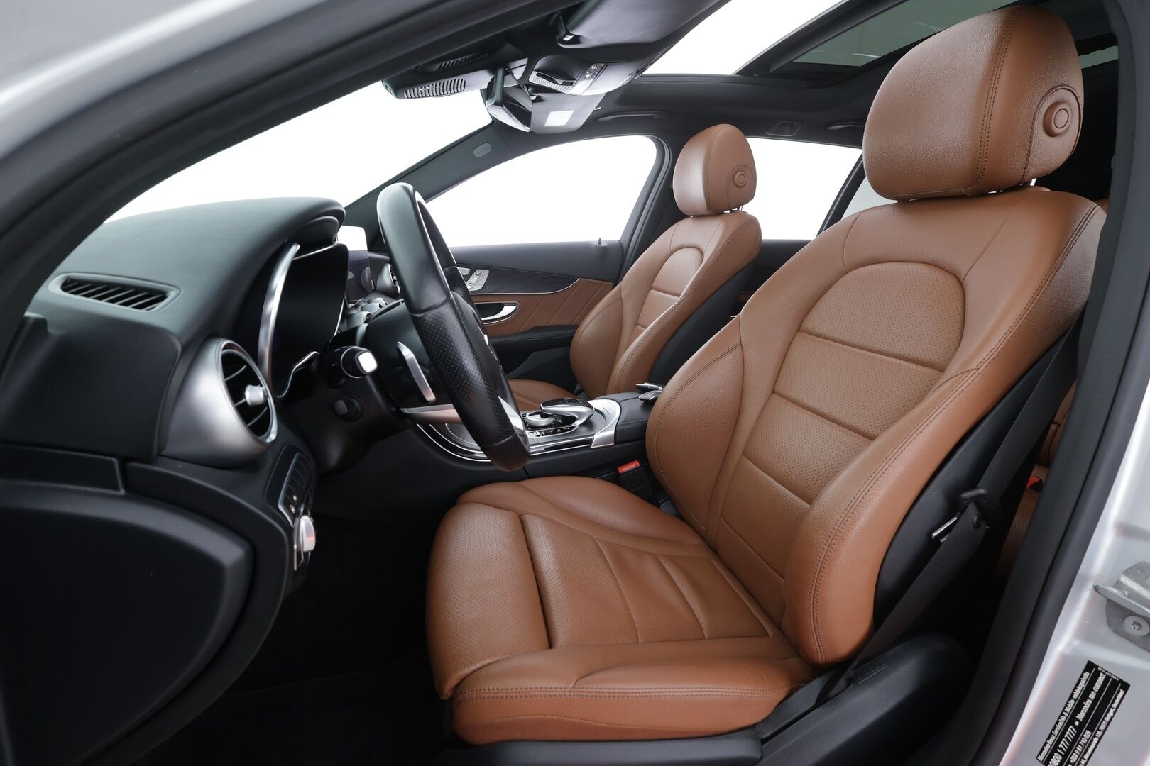 Mercedes-Benz C 2021 300 e T A Business AMG Edition EQ Power * Distronic+ / Lisälämmitin / Ruskeat Muistinahat / Multibeam-LED / 360-Kamera * - 2xLataus / Suomi-auto / Kahdet Renkaat