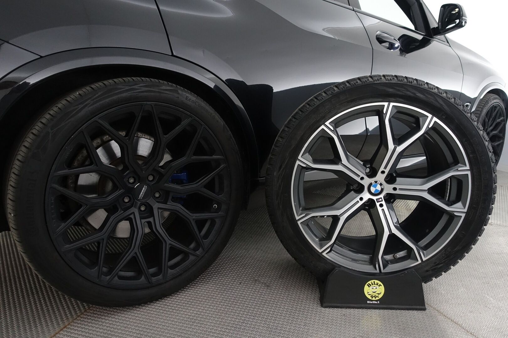 BMW X5 2021 G05 xDrive45e A Charged Edition M-Sport - | DAP | Nelipyöräohjaus | Night Vision | ACC | HUD | H/K | Ilma-alusta | Panorama | Vossen 22" | Laser | Koukku | 360° 3D | Muistinahat | 2X Renkaat & Vanteet |