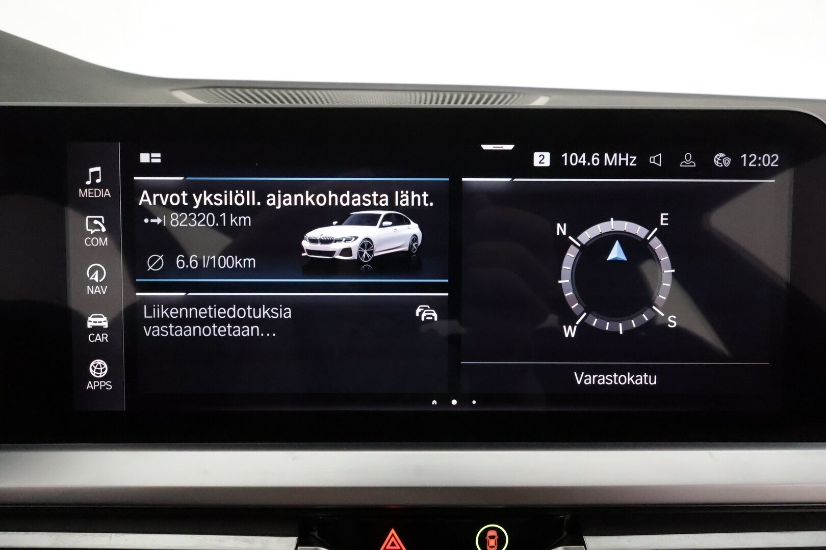 BMW 330 2020 G20 Sedan 330e A Charged Edition M Sport **Sporttipenkit / Digimittaristo / P.tutkat / Navi / Puolinahat** - 1.om Suomi-auto / Merkkhuollettu / Kahdet renkaat aluvanteilla