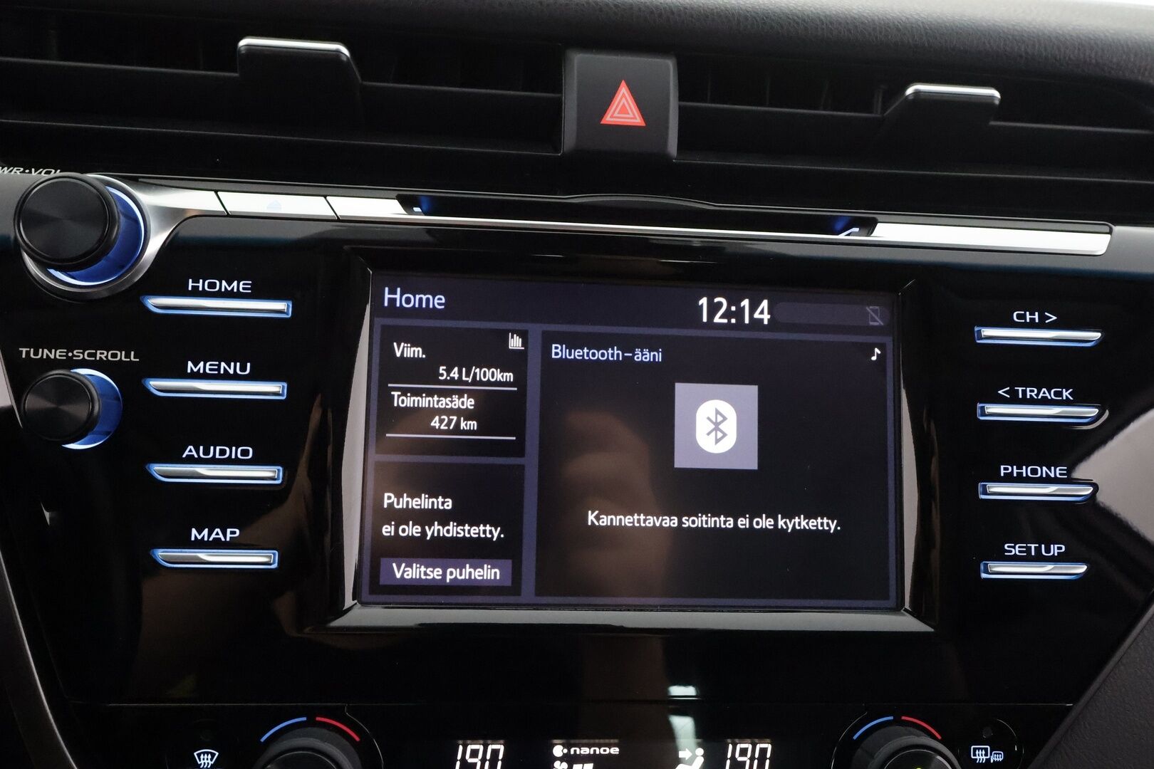 Toyota Camry 2020 2,5 Hybrid Active - Juuri huollettu | ACC | Sähkönahat | LED | P.kamera ja tutkat | Keyless | LTA | PCS | RSA | Bluetooth | Aut. pitkät | 1-om suomiauto | 2x renkaat aluin | - KORKO VAIN 3,99 %