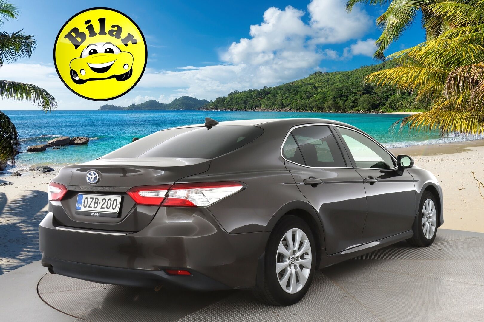 Toyota Camry 2020 2,5 Hybrid Active - Juuri huollettu | ACC | Sähkönahat | LED | P.kamera ja tutkat | Keyless | LTA | PCS | RSA | Bluetooth | Aut. pitkät | 1-om suomiauto | 2x renkaat aluin | - KORKO VAIN 3,99 %