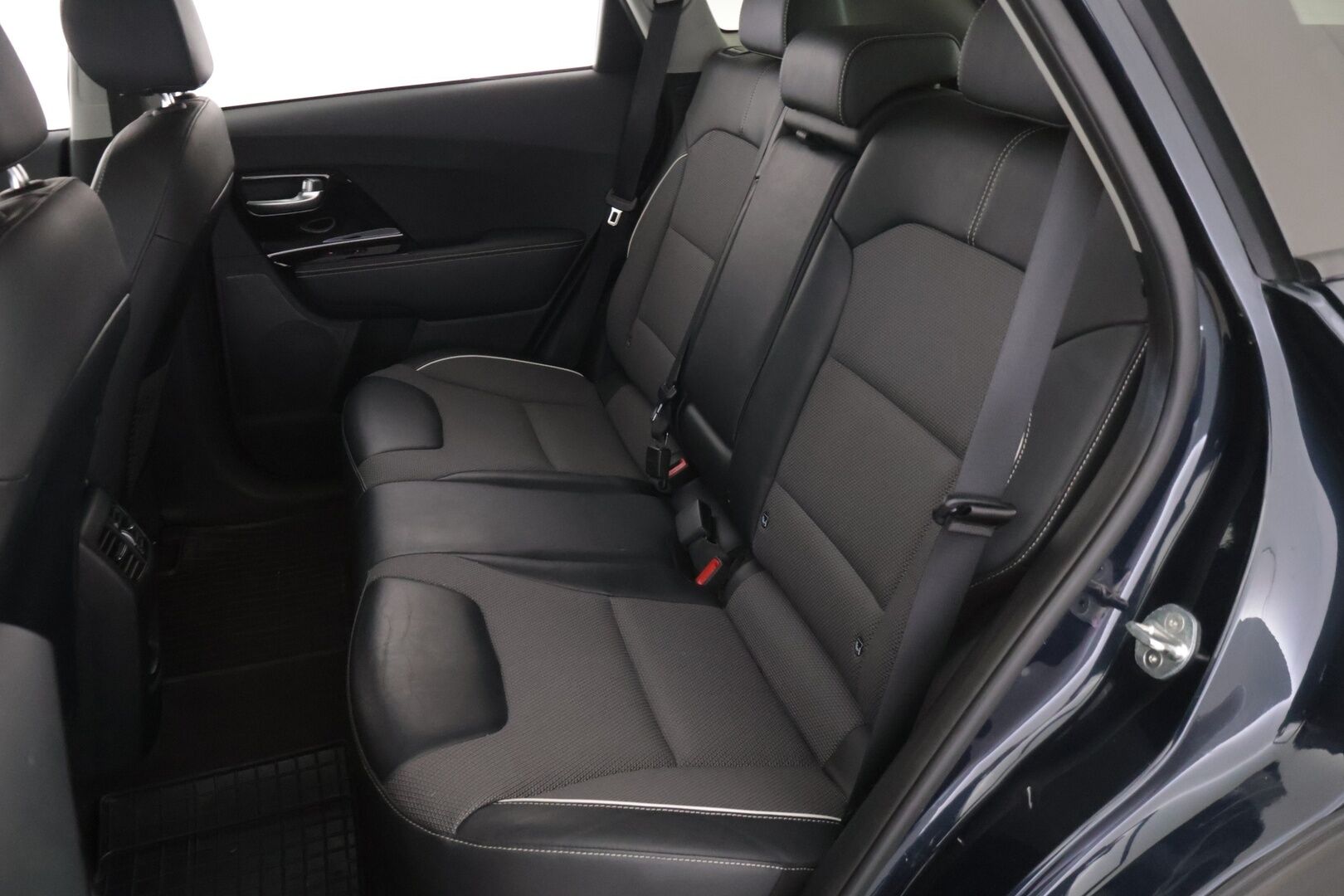 Kia Niro 2020 EX + premium pack * ILP / P.kamera / ACC / JBL. - Kahdet hyvät renkaat / Huippu SOH 