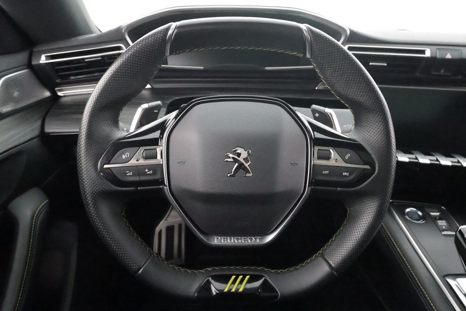 Peugeot 508 2021 SW PSE Hybrid4 360 EAT8-aut * Lasikatto / ACC / Full-LED / 360 / Focal Audio / Hierova Sportpenkki Muistilla * - Suomi-auto / Kahdet renkaat aluvanteilla - HULLUT AVAJAISHULINAT KORKOTARJOUS 3,29 %