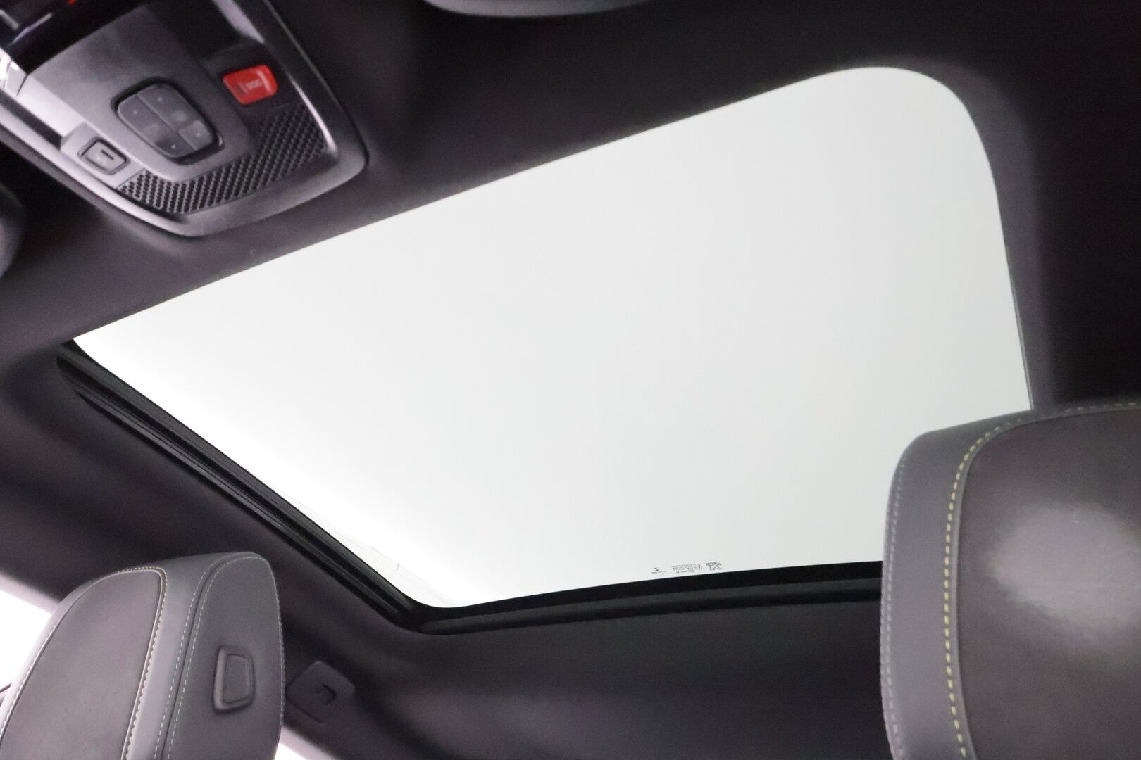 Peugeot 508 2021 SW PSE Hybrid4 360 EAT8-aut * Lasikatto / ACC / Full-LED / 360 / Focal Audio / Hierova Sportpenkki Muistilla * - Suomi-auto / Kahdet renkaat aluvanteilla