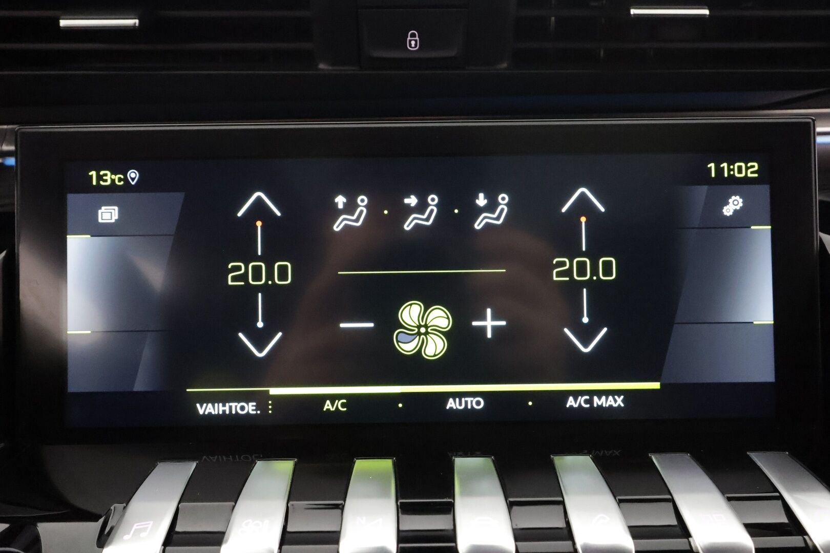 Peugeot 508 2021 SW PSE Hybrid4 360 EAT8-aut * Lasikatto / ACC / Full-LED / 360 / Focal Audio / Hierova Sportpenkki Muistilla * - Suomi-auto / Kahdet renkaat aluvanteilla - HULLUT AVAJAISHULINAT KORKOTARJOUS 3,29 %