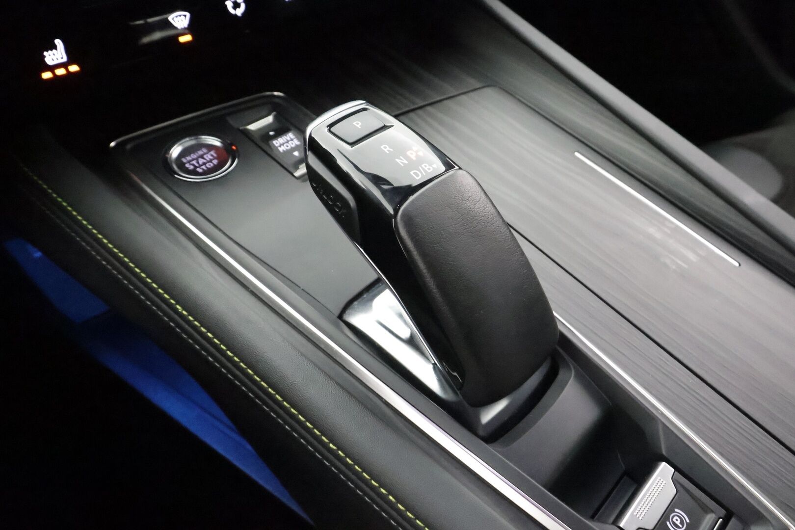 Peugeot 508 2021 SW PSE Hybrid4 360 EAT8-aut * Lasikatto / ACC / Full-LED / 360 / Focal Audio / Hierova Sportpenkki Muistilla * - Suomi-auto / Kahdet renkaat aluvanteilla - HULLUT AVAJAISHULINAT KORKOTARJOUS 3,29 %