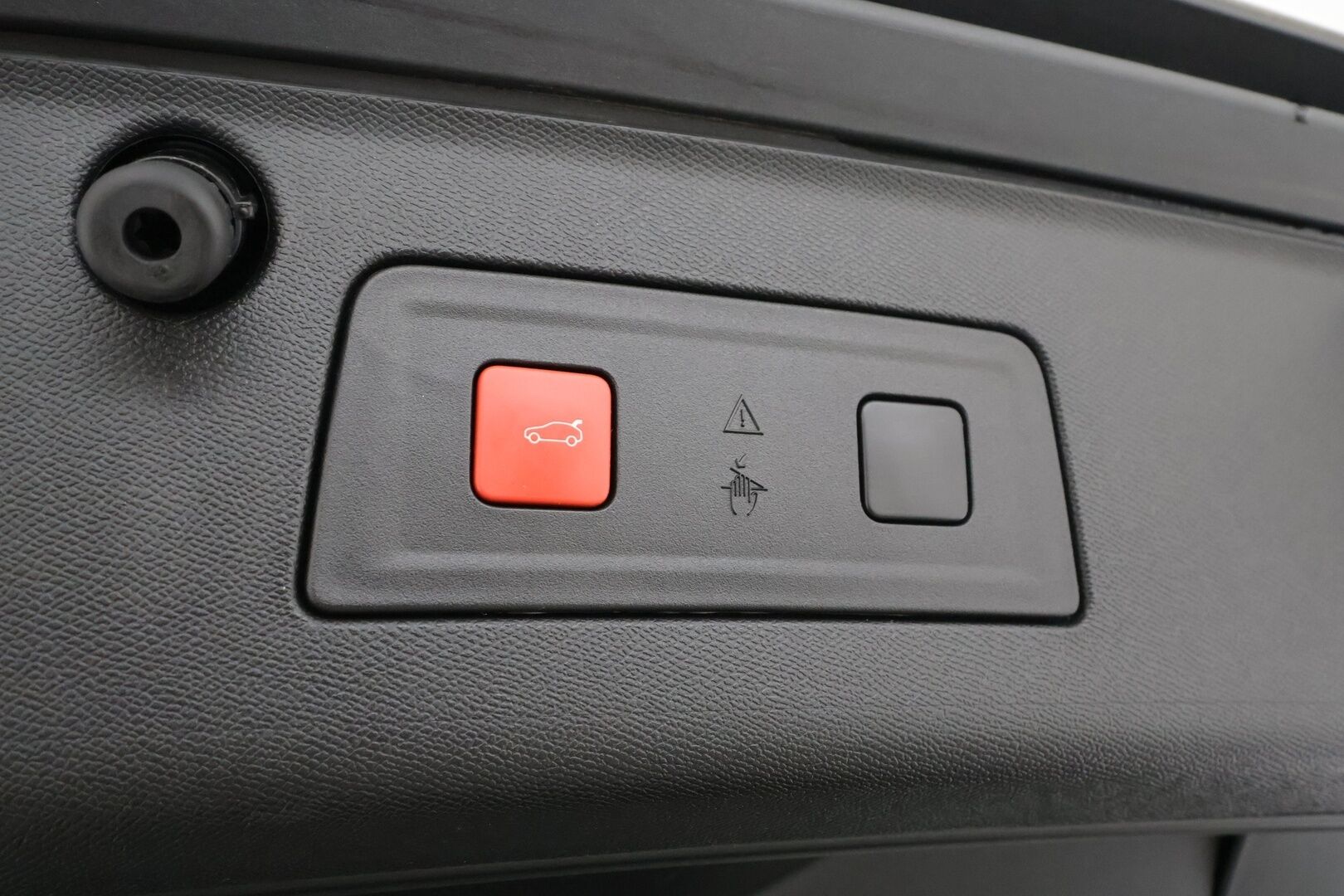 Peugeot 508 2021 SW PSE Hybrid4 360 EAT8-aut * Lasikatto / ACC / Full-LED / 360 / Focal Audio / Hierova Sportpenkki Muistilla * - Suomi-auto / Kahdet renkaat aluvanteilla