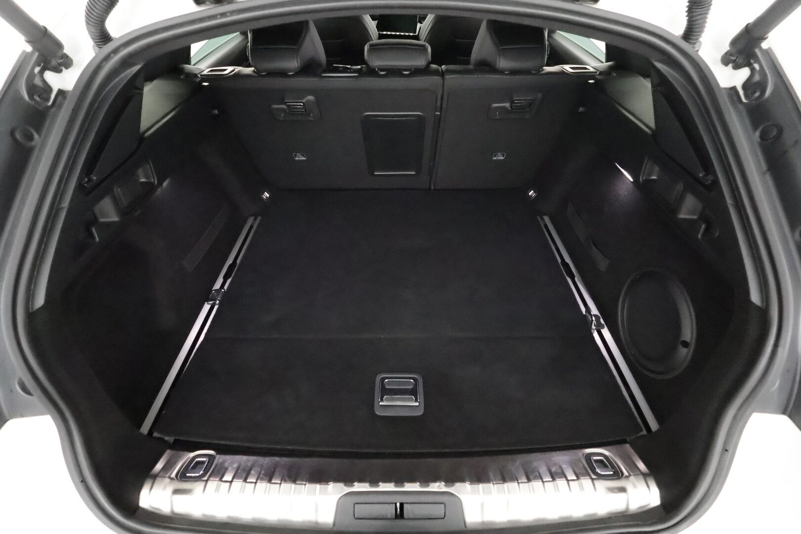 Peugeot 508 2021 SW PSE Hybrid4 360 EAT8-aut * Lasikatto / ACC / Full-LED / 360 / Focal Audio / Hierova Sportpenkki Muistilla * - Suomi-auto / Kahdet renkaat aluvanteilla