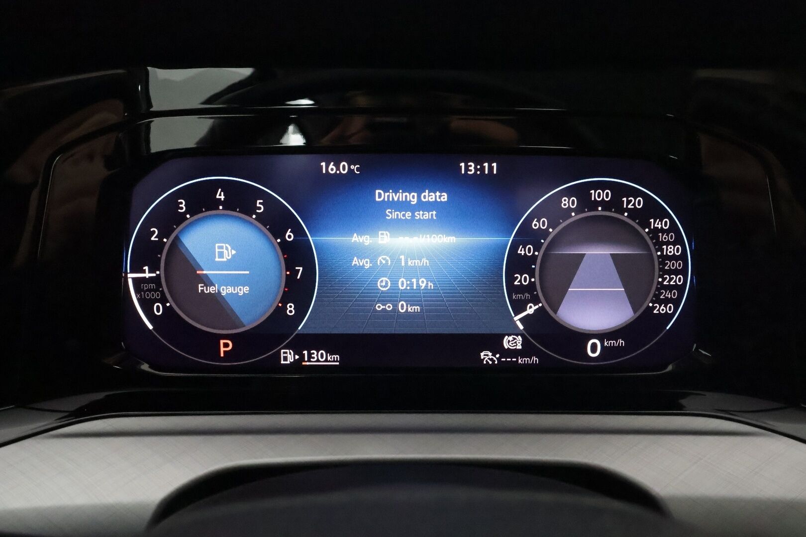 Volkswagen Golf 2022 Comfort Business 1,0 eTSI 81 kW (MHEV) DSG-automaatti **1.Om Suomi-auto / Webasto / Adapt.vakkari / P. Kamera** -  LED-valot / Digimittaristo / Kaistavahti / KeylessGO / 2x Renkaat 