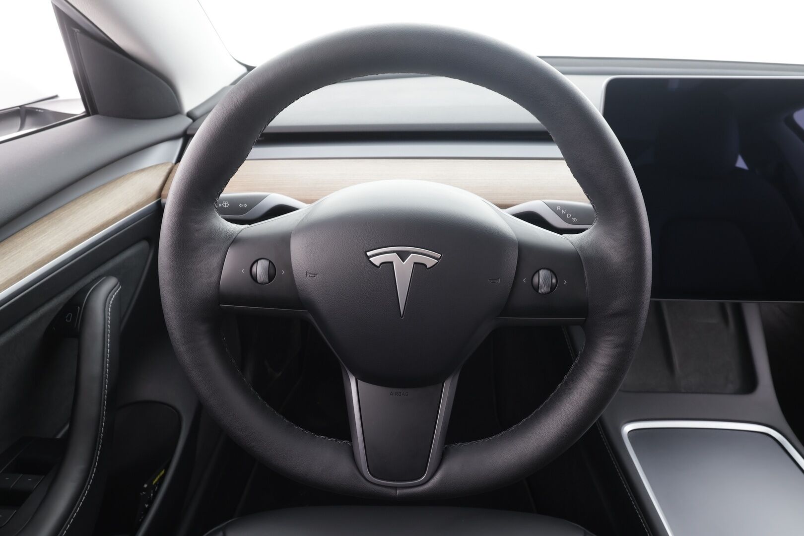 Tesla Model 3 2021 Long Range * ILP / Lasikatto / ACC / Matrix-LED / P.kamera / Muistipenkki / Premium Audio * - 1-om Suomi-auto / 2x Latauskaapelit / Kahdet renkaat aluvanteilla