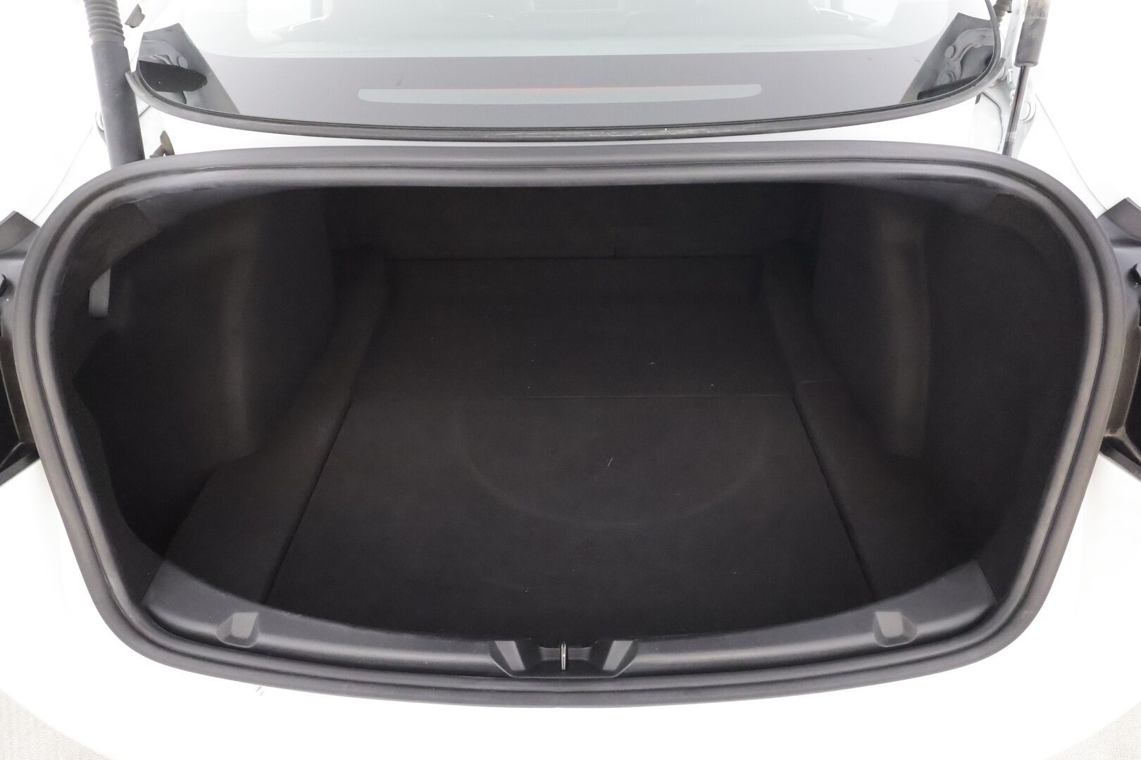 Tesla Model 3 2021 Long Range * ILP / Lasikatto / ACC / Matrix-LED / P.kamera / Muistipenkki / Premium Audio * - 1-om Suomi-auto / 2x Latauskaapelit / Kahdet renkaat aluvanteilla