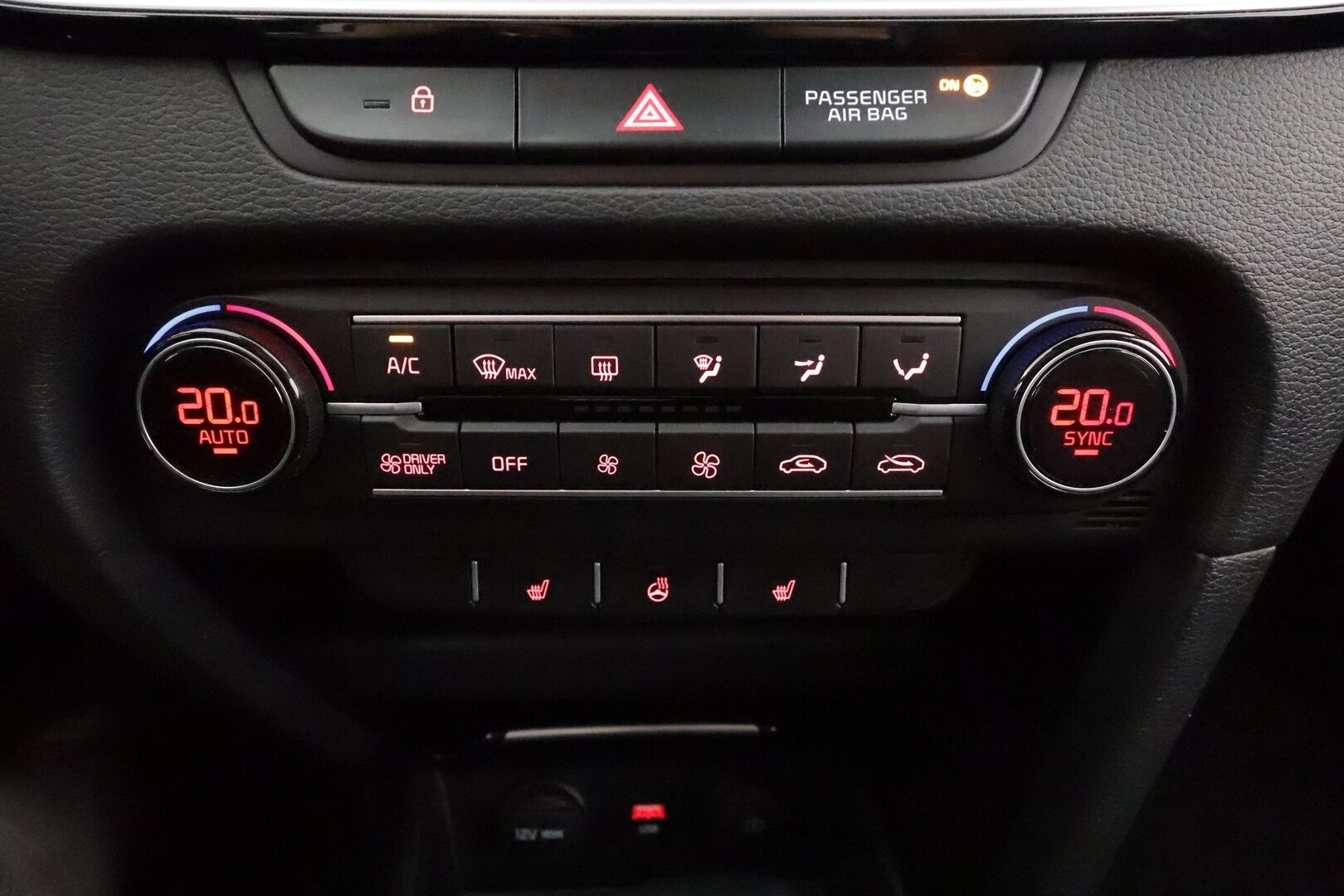 Kia XCeed 2022 1,6 GDI Plug-In Hybrid EX DCT * Vakkari / P.kamera / LED / Puolinahat / KeylessGo / Ratinlämmitin * - 1.Om Suomi-auto / Kahdet renkaat aluvanteilla / Merkkihuollettu / Juuri katsastettu