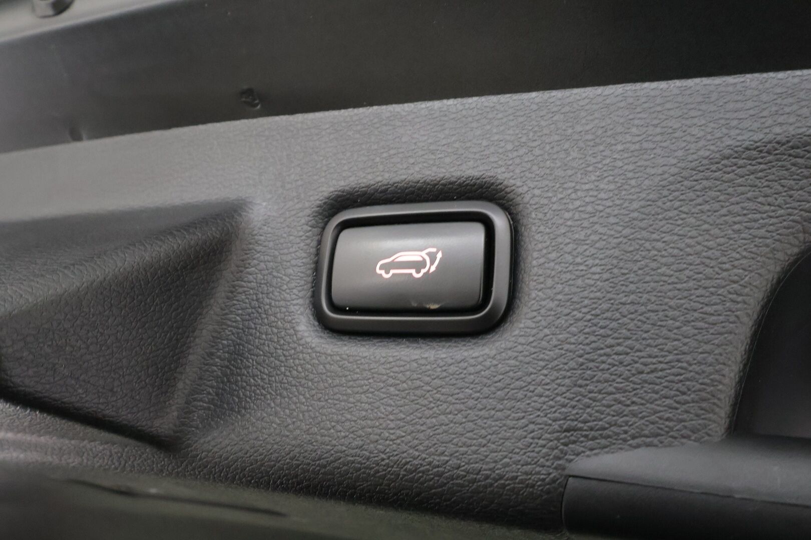 Kia XCeed 2022 1,6 GDI Plug-In Hybrid Business Premium DCT - ACC | Puolinahat | P.kamera | Navi | LED | Sähköluukku | Keyless | 1.Om Suomi-auto | Kahdet renkaat aluvanteilla | Merkkihuollettu