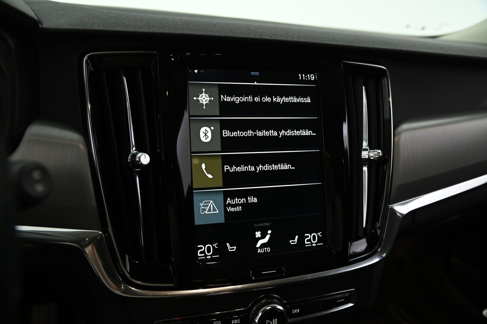 Volvo V90 2018 T8 AWD Momentum aut *Adapt.vakkari / BLIS / VOC / P.kamera / Navi / Koukku*