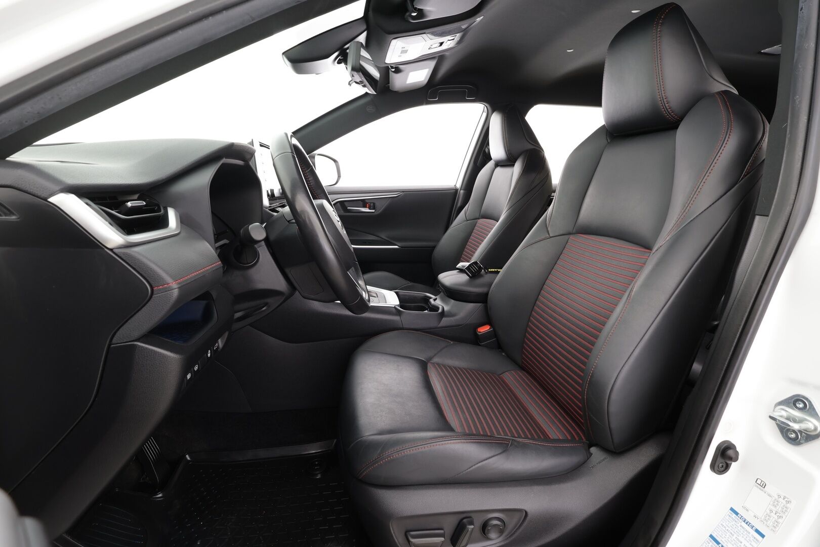 Toyota RAV4 Plug-in 2021 Hybrid 2,5 AWD-i Intense Business * ACC/ Koukku / LED / P.Kamera / Sähköpenkki / Navi / Keyless * - JBL / HUD / Suomi-auto / Kahdet renkaat aluvanteilla / 2x Latauskaapelit / Merkkihuollot