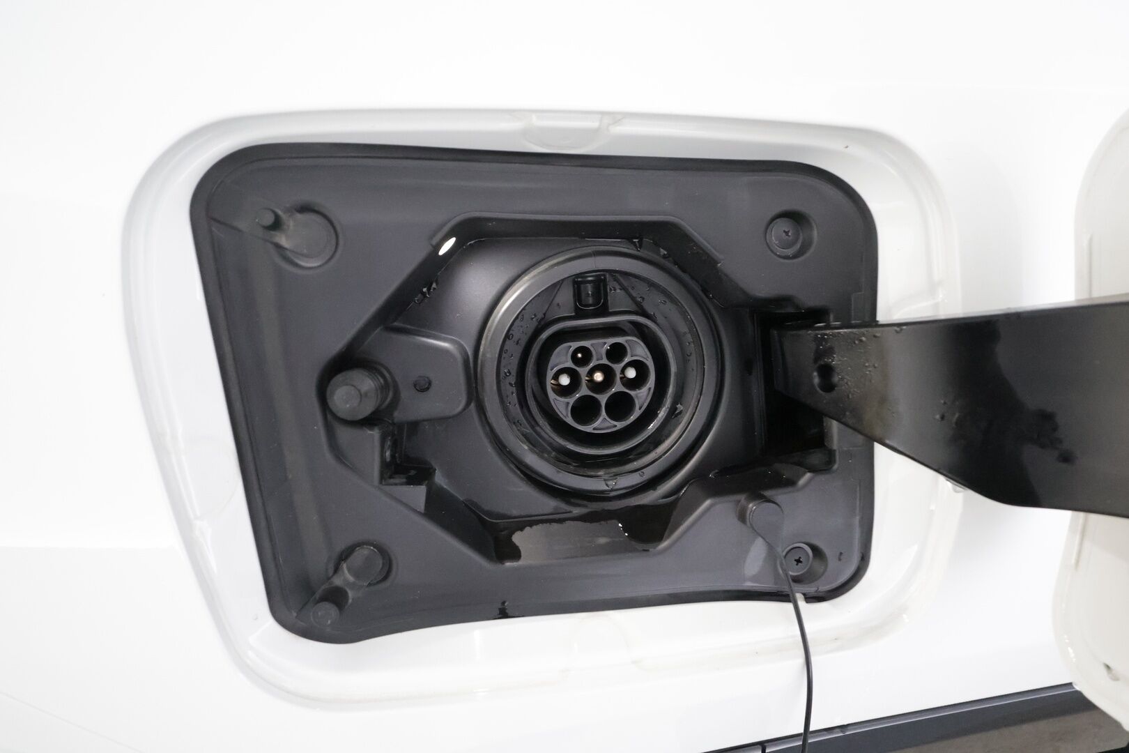 Toyota RAV4 Plug-in 2021 Hybrid 2,5 AWD-i Intense Business * ACC/ Koukku / LED / P.Kamera / Sähköpenkki / Navi / Keyless * - JBL / HUD / Suomi-auto / Kahdet renkaat aluvanteilla / 2x Latauskaapelit / Merkkihuollot