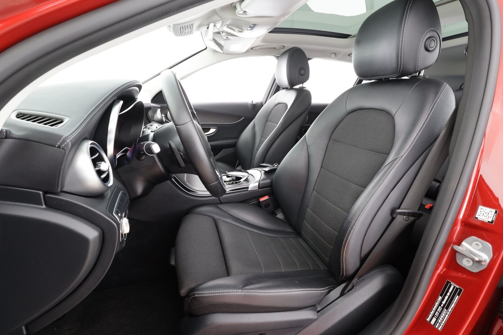 Mercedes-Benz C 2019 220 d T A Business * Burmester / Panorama / Distronic / 360° / LED-High Performance / Sportpenkit / Katveavustin / Navi * - Facelift / Kahdet renkaat - HULLU BLACKWEEK KORKOTARJOUS 2,49%