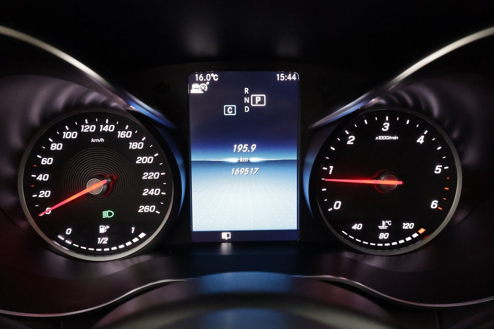 Mercedes-Benz C 2019 220 d T A Business * Burmester / Panorama / Distronic / 360° / LED-High Performance / Sportpenkit / Katveavustin / Navi * - Facelift / Kahdet renkaat - HULLU BLACKWEEK KORKOTARJOUS 2,49%