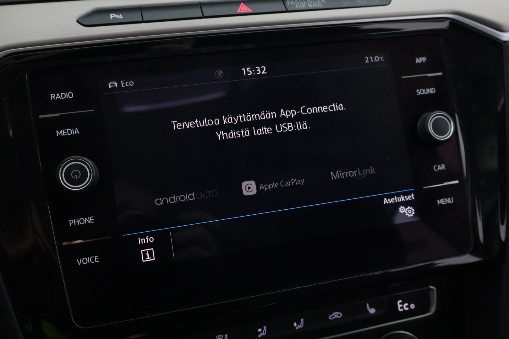 Volkswagen Passat 2018 Variant GTE Plug-In Hybrid 160 kW (218 hv) DSG-automaatti - ACC | Navi | BLIS | Digimittaristo | Keyless | Tutkat | Seuraava katsastus 1/2028 | SoH 88.7%