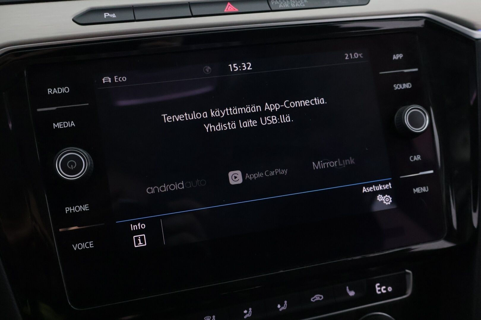 Volkswagen Passat 2018 Variant GTE Plug-In Hybrid 160 kW (218 hv) DSG-automaatti - ACC | Navi | BLIS | Digimittaristo | Keyless | Tutkat | Seuraava katsastus 1/2028 | SoH 88.7%