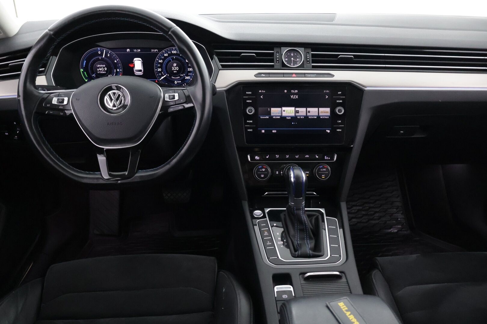 Volkswagen Passat 2018 Variant GTE Plug-In Hybrid 160 kW (218 hv) DSG-automaatti - ACC | Navi | BLIS | Digimittaristo | Keyless | Tutkat | Seuraava katsastus 1/2028 | SoH 88.7%
