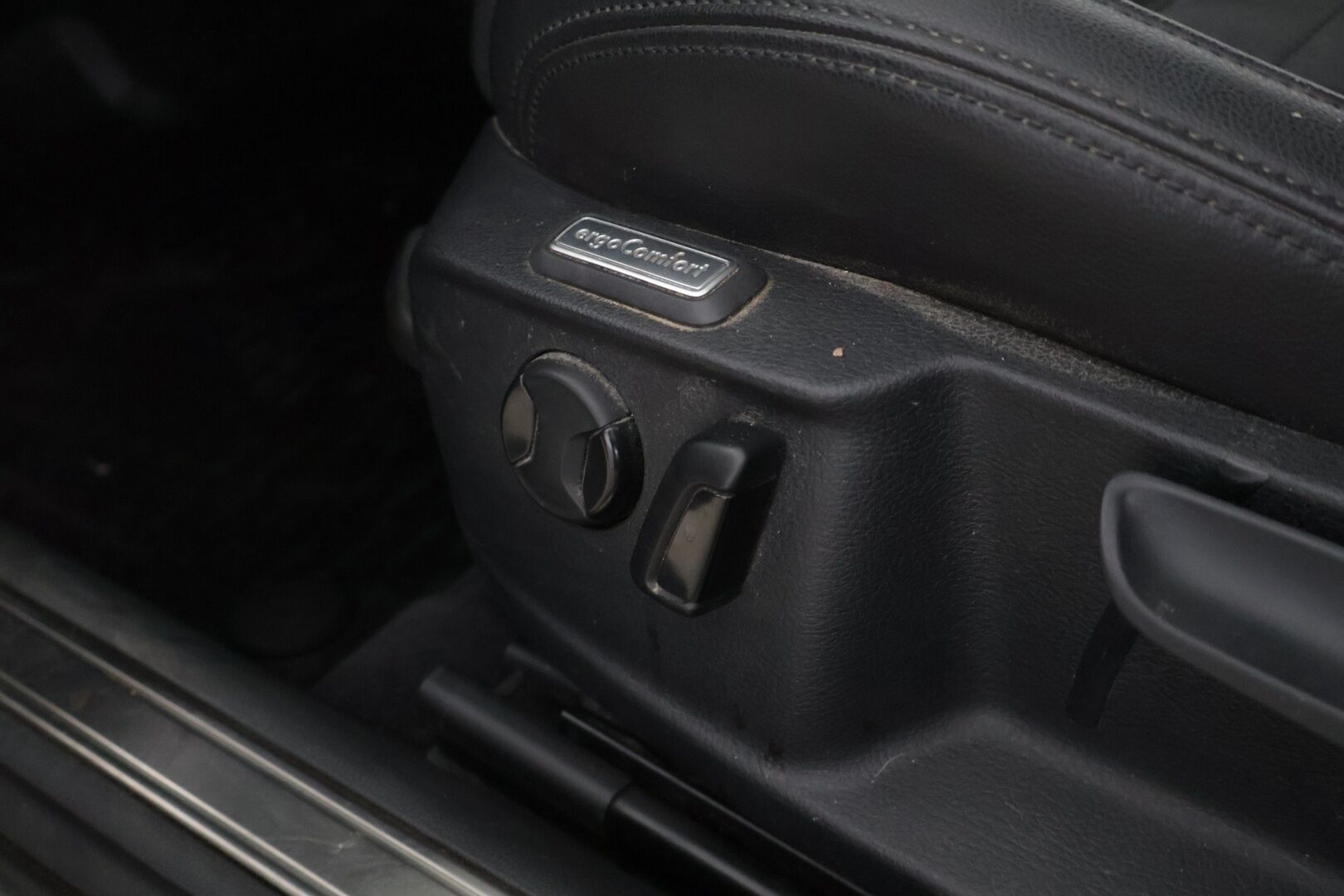 Volkswagen Passat 2018 Variant GTE Plug-In Hybrid 160 kW (218 hv) DSG-automaatti - ACC | Navi | BLIS | Digimittaristo | Keyless | Tutkat | Seuraava katsastus 1/2028 | SoH 88.7%