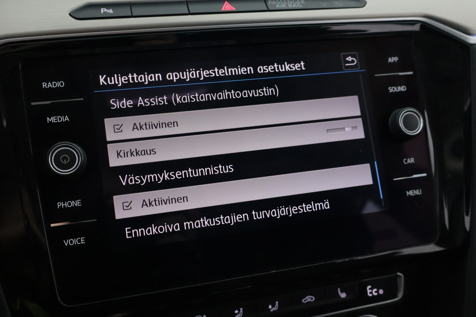 Volkswagen Passat 2018 Variant GTE Plug-In Hybrid 160 kW (218 hv) DSG-automaatti - ACC | Navi | BLIS | Digimittaristo | Keyless | Tutkat | Seuraava katsastus 1/2028 | SoH 88.7%