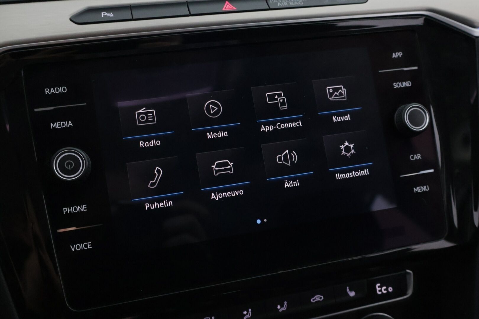 Volkswagen Passat 2018 Variant GTE Plug-In Hybrid 160 kW (218 hv) DSG-automaatti - ACC | Navi | BLIS | Digimittaristo | Keyless | Tutkat | Seuraava katsastus 1/2028 | SoH 88.7%