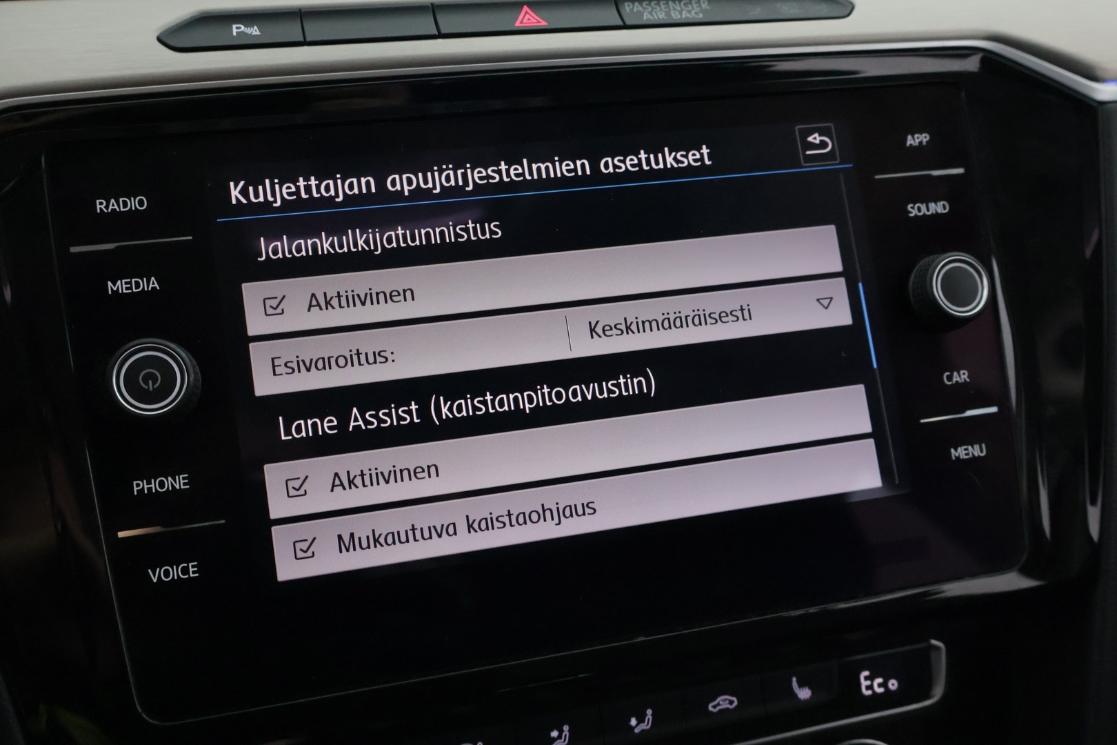 Volkswagen Passat 2018 Variant GTE Plug-In Hybrid 160 kW (218 hv) DSG-automaatti - ACC | Navi | BLIS | Digimittaristo | Keyless | Tutkat | Seuraava katsastus 1/2028 | SoH 88.7%