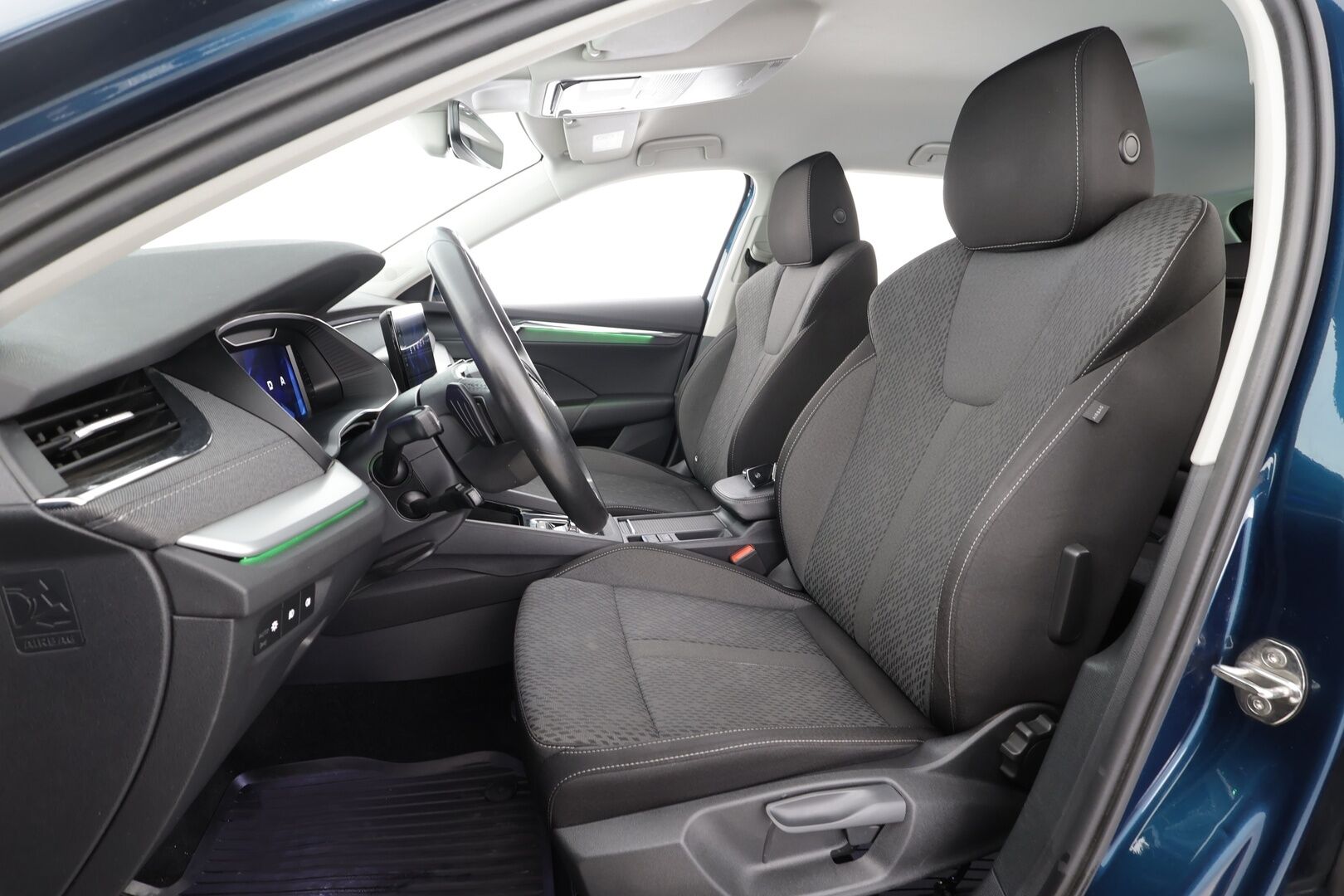 Skoda Octavia 2022 Combi 1.5 TSI Style eTEC DSG Autom. - | ACC | Webasto | Skoda Crystal Matrix LED | Ratinlämmitys | P.Kamera  | Digimittaristo | Suomi-auto | Kahdet Renkaat | Merkkihuollettu |