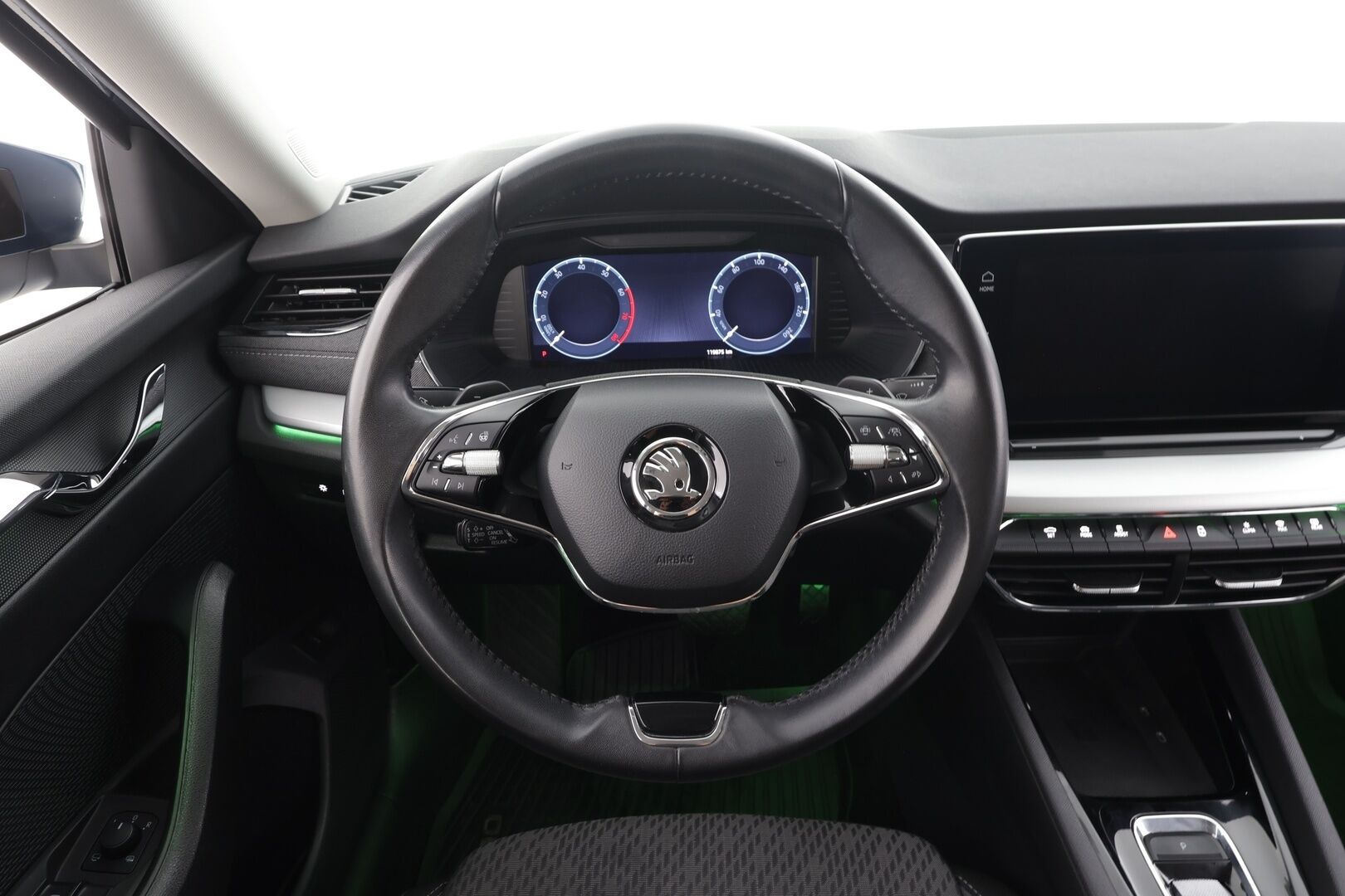 Skoda Octavia 2022 Combi 1.5 TSI Style eTEC DSG Autom. - | ACC | Webasto | Skoda Crystal Matrix LED | Ratinlämmitys | P.Kamera  | Digimittaristo | Suomi-auto | Kahdet Renkaat | Merkkihuollettu |