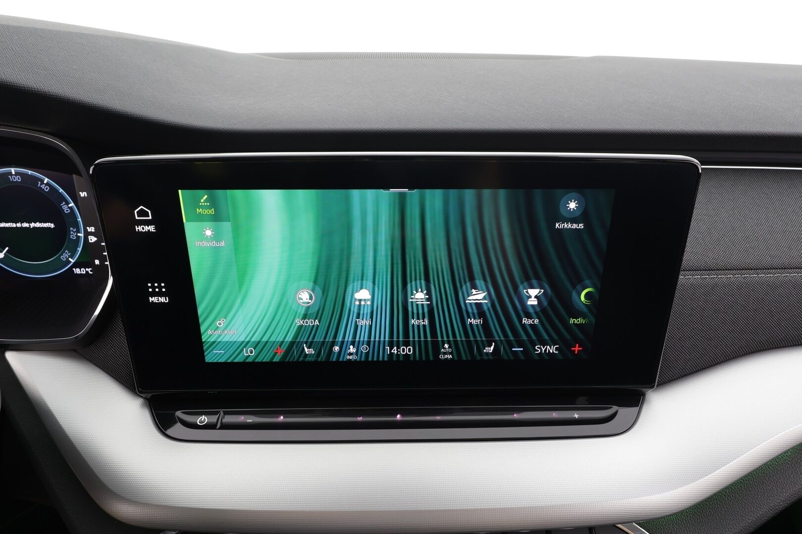 Skoda Octavia 2022 Combi 1.5 TSI Style eTEC DSG Autom. - | ACC | Webasto | Skoda Crystal Matrix LED | Ratinlämmitys | P.Kamera  | Digimittaristo | Suomi-auto | Kahdet Renkaat | Merkkihuollettu |