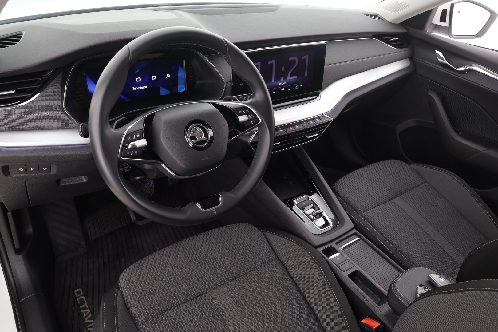 Skoda Octavia 2022 Combi 1.5 TSI Style eTEC DSG * Webasto / ACC / Matrix-LED / P.kamera / Navi / Kaistavahti / Keyless * - 1-om Suomi-auto / Kahdet renkaat