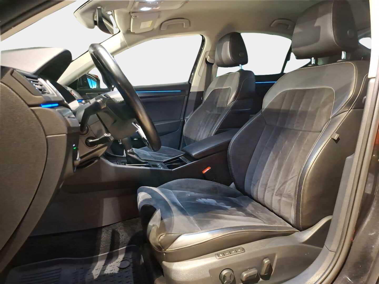 Skoda Superb 2021 1,5 TSI ACT Style DSG Autom. ** Juuri tullut! / Webasto / Koukku / Facelift! / Kamera / Navi / Muistipenkki / Canton ** - Upeasssa kunnossa oleva hyvin huollettu tilaihme! Molemmat rengassarjat todella hyvässä kunnossa, huollettu todella hyvin! 