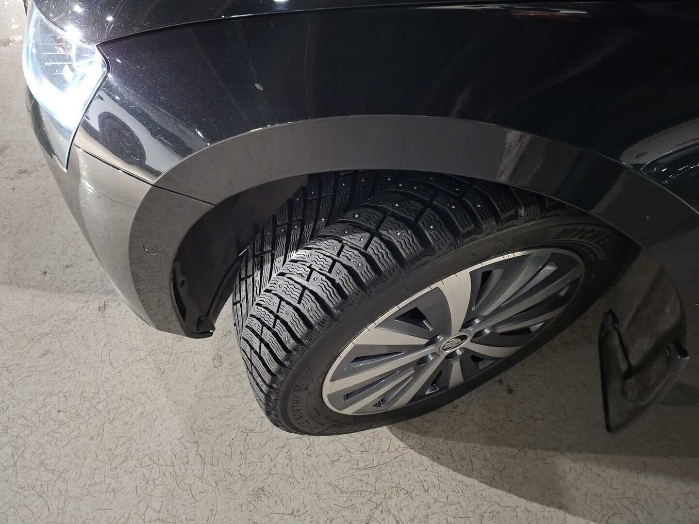 Skoda Superb 2021 1,5 TSI ACT Style DSG Autom. ** Juuri tullut! / Webasto / Koukku / Facelift! / Kamera / Navi / Muistipenkki / Canton ** - Upeasssa kunnossa oleva hyvin huollettu tilaihme! Molemmat rengassarjat todella hyvässä kunnossa, huollettu todella hyvin! 