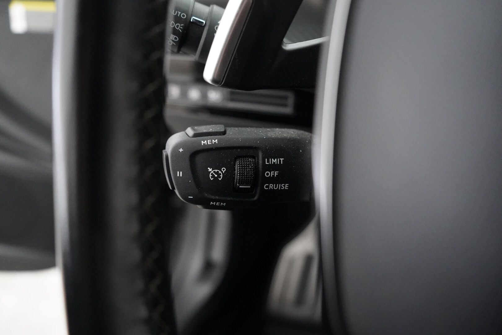 Peugeot 508 2020 SW GT Hybrid 225 EAT8-aut *Keyless / Tutkat / LED / Ambient / Sporttipenkit* - Kahdet renkaat vanteilla / Merkkihuollettu