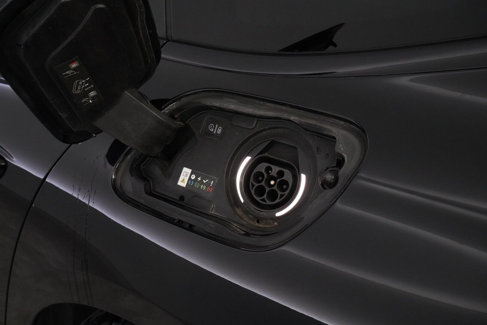 Peugeot 508 2020 SW GT Hybrid 225 EAT8-aut *Keyless / Tutkat / LED / Ambient / Sporttipenkit* - Kahdet renkaat vanteilla / Merkkihuollettu / GT LINE!