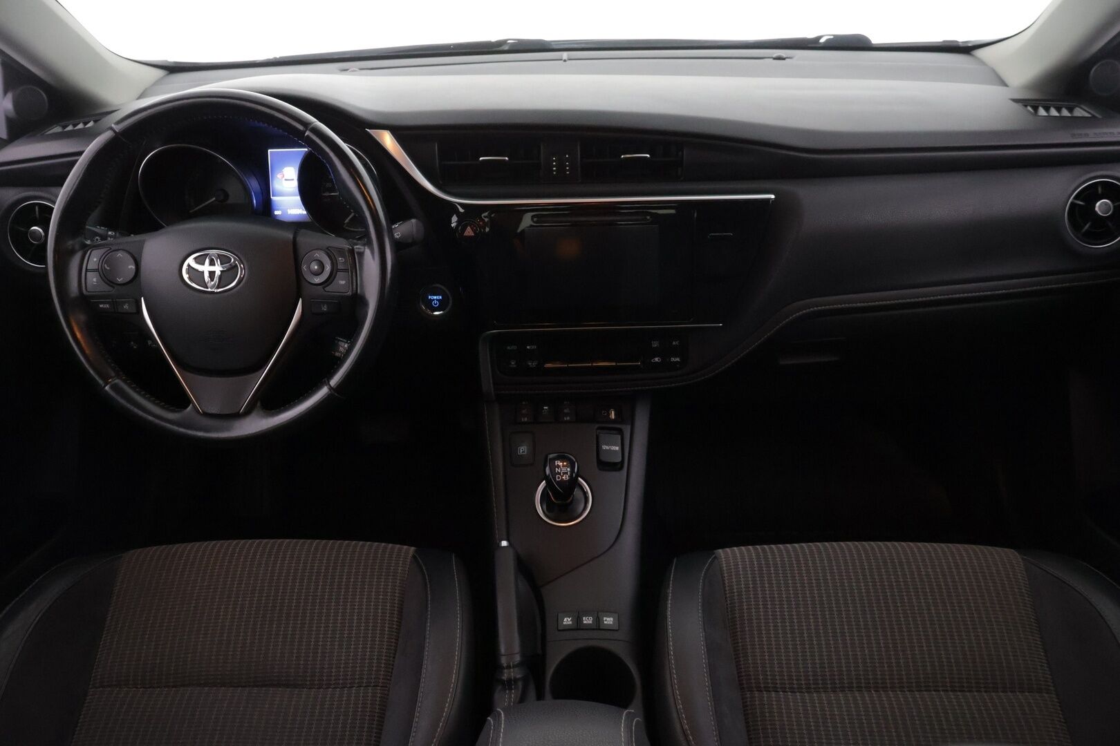 Toyota Auris 2016 1,8 Hybrid Active - Helmiäisväri! | P.kamera | Navigointi | Keyless | Puolinahkasisusta | 2x renkaat vanteilla | LED ajovalot | Facelift!