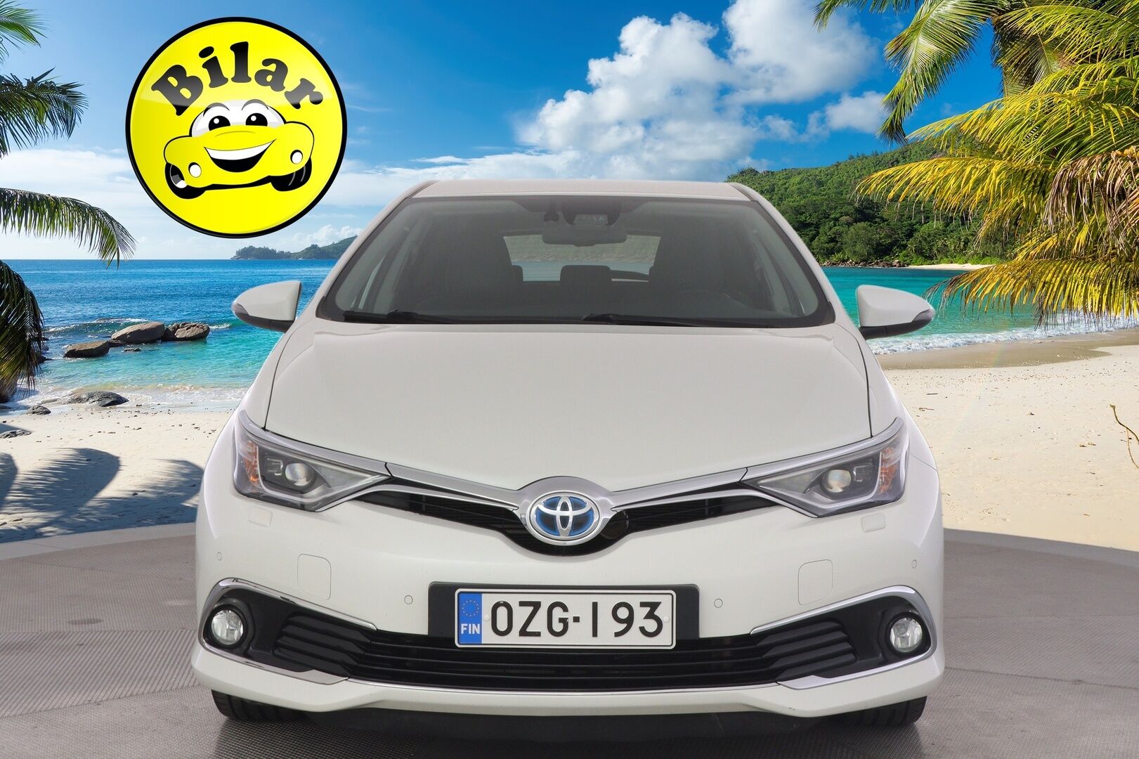 Toyota Auris 2016 1,8 Hybrid Active - Helmiäisväri! | P.kamera | Navigointi | Keyless | Puolinahkasisusta | 2x renkaat vanteilla | LED ajovalot | Facelift!