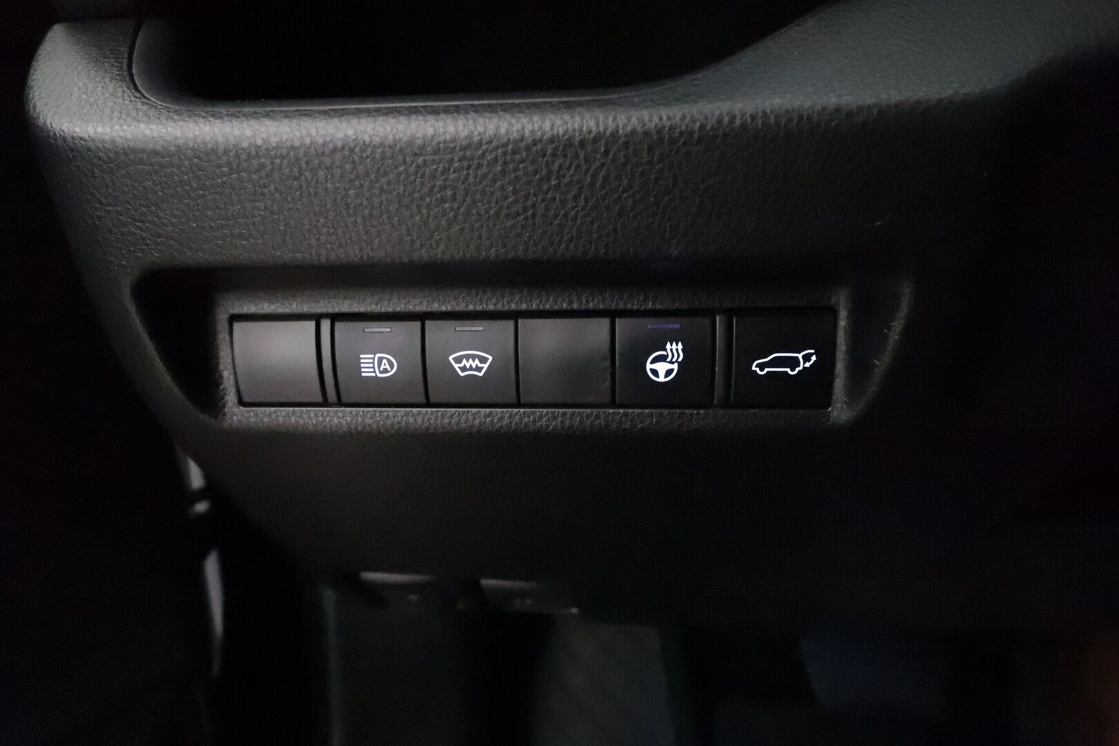 Toyota RAV4 2021 2,0 VVT-iE Business Multidrive S ** 1-Om Suomi auto / Adapt.vakkari / Koukku / P.kamera / Keyless / Apple&Android / Lohkolämmitin / Navi - 2x renkaat / Rattilämmitin 