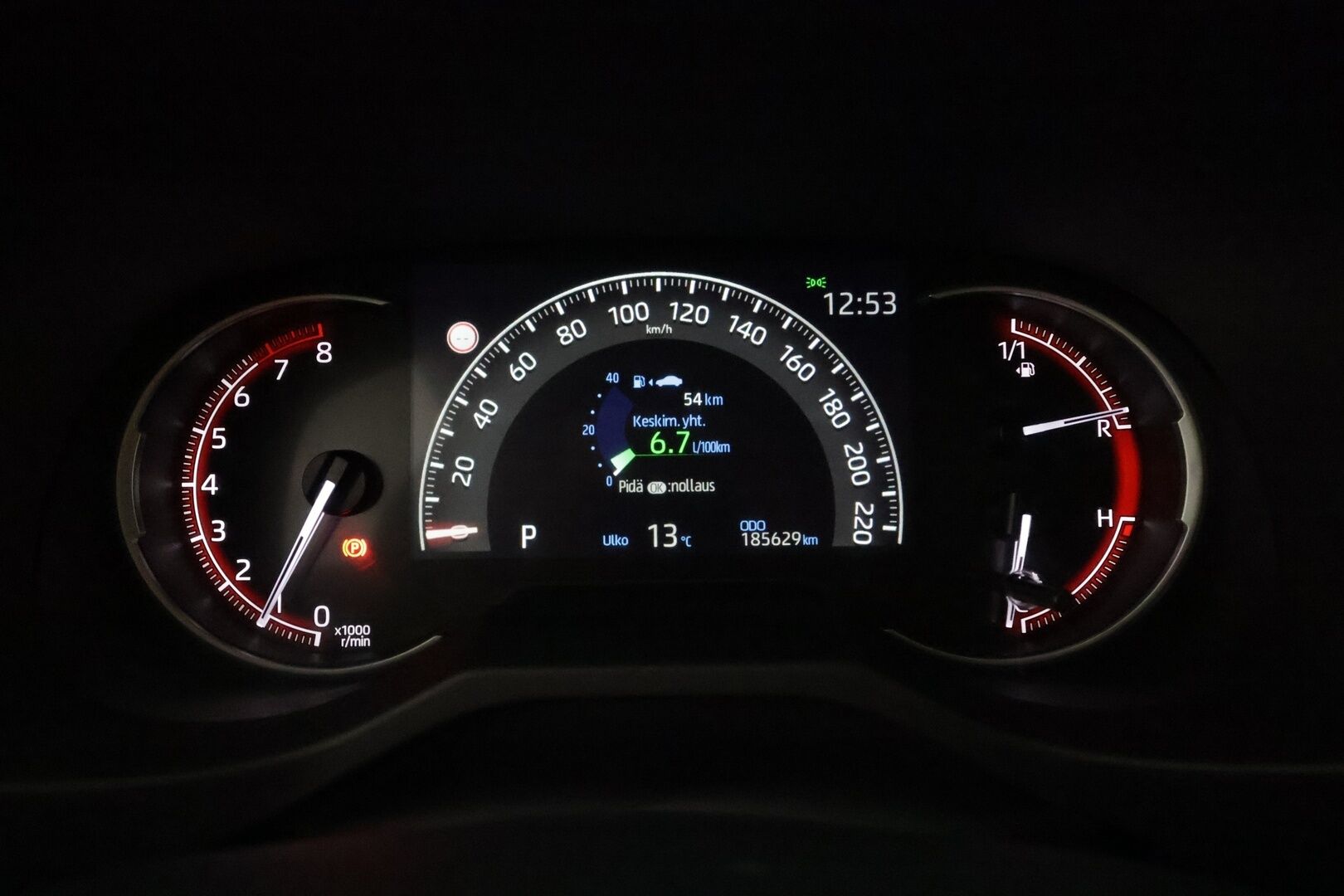 Toyota RAV4 2021 2,0 VVT-iE Business Multidrive S ** 1-Om Suomi auto / Adapt.vakkari / Koukku / P.kamera / Keyless / Apple&Android / Lohkolämmitin / Navi - 2x renkaat / Rattilämmitin 