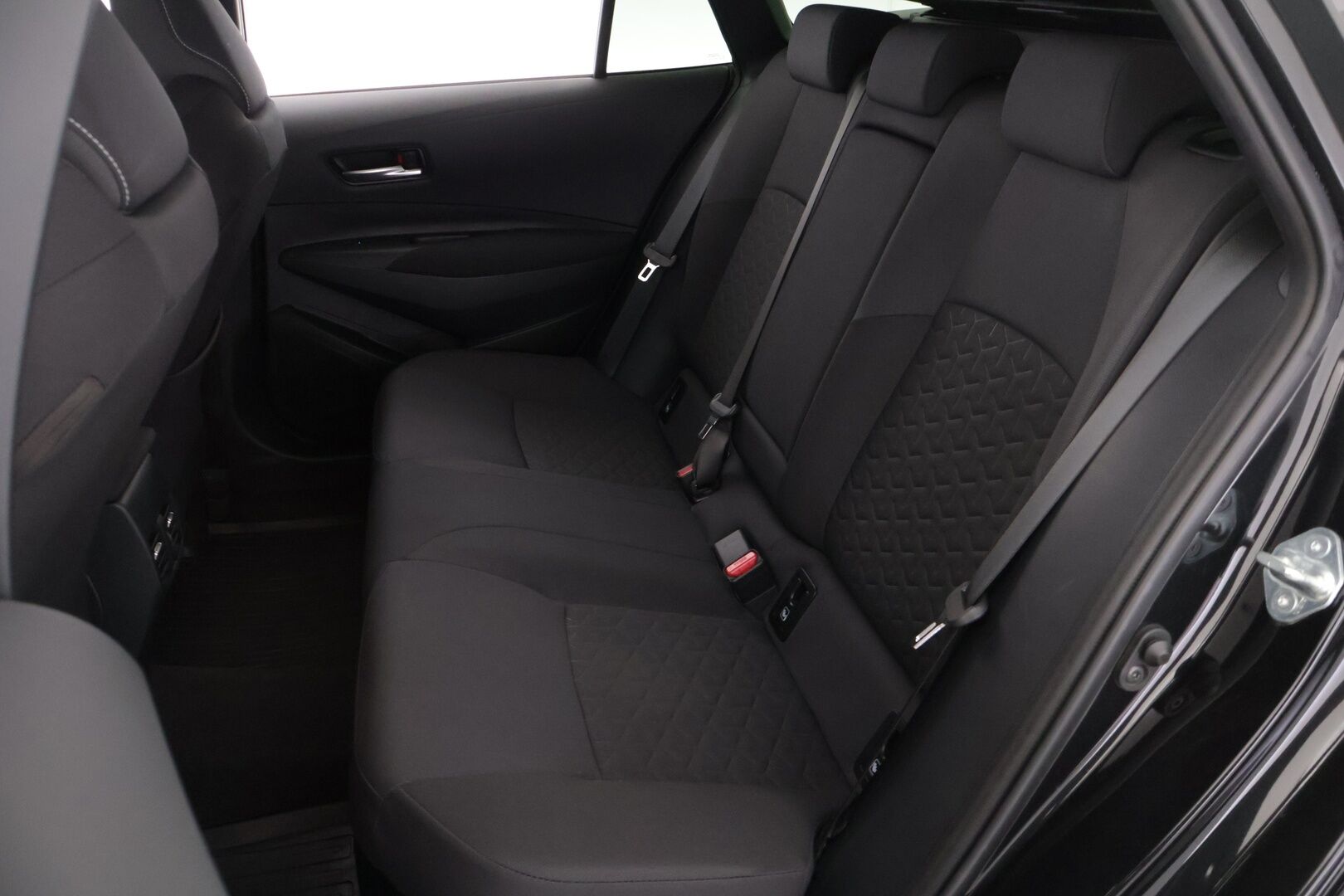 Toyota Corolla 2021 Touring Sports 2,0 Hybrid Active Edition * 2-omisteinen / Vetokoukku / Adapt.vakkari / Kaistavahti / Navi / Digimittari* - Merkkihuollettu vetokoukullinen Corolla 2.0 litraisella moottorilla! / Juuri katsastettu!