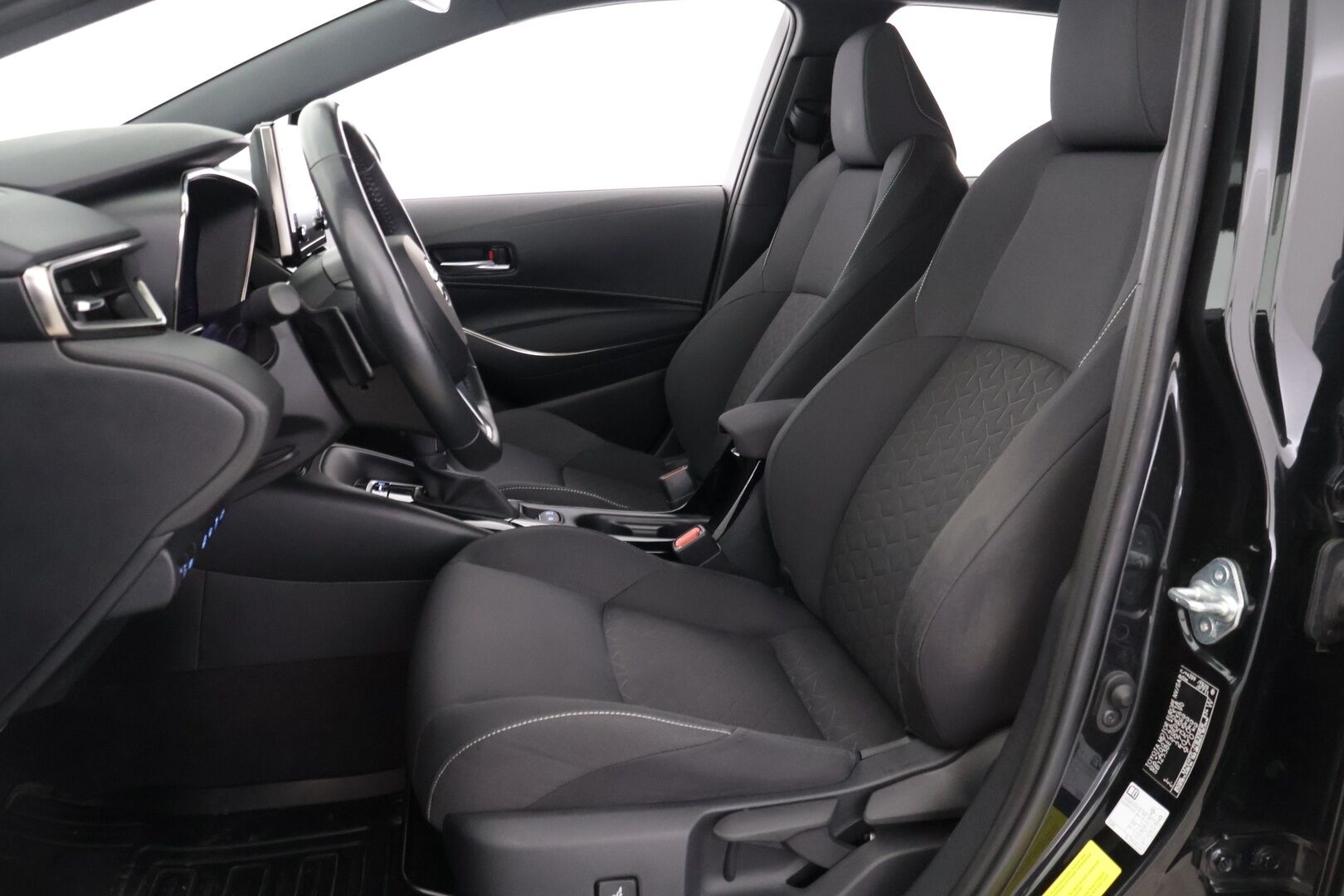 Toyota Corolla 2021 Touring Sports 2,0 Hybrid Active Edition * 2-omisteinen / Vetokoukku / Adapt.vakkari / Kaistavahti / Navi / Digimittari* - Merkkihuollettu vetokoukullinen Corolla 2.0 litraisella moottorilla! / Juuri katsastettu!
