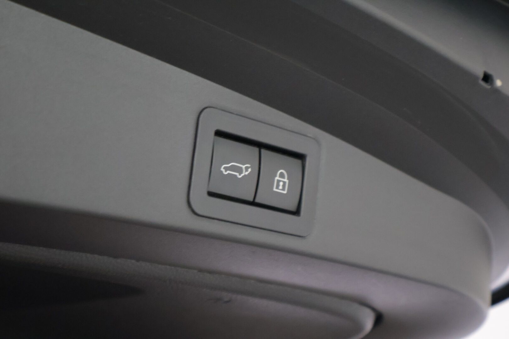 Toyota Corolla 2021 Touring Sports 2,0 Hybrid Active Edition * 2-omisteinen / Vetokoukku / Adapt.vakkari / Kaistavahti / Navi / Digimittari* - Merkkihuollettu vetokoukullinen Corolla 2.0 litraisella moottorilla! / Juuri katsastettu!